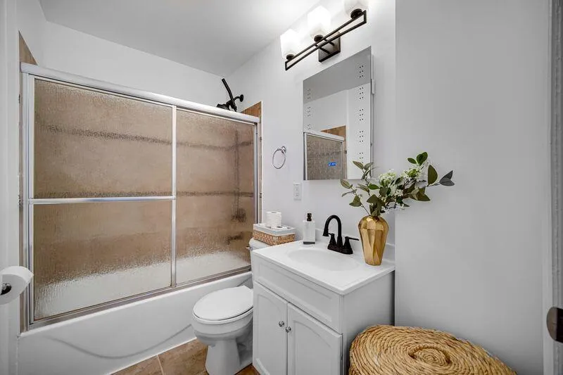 8115 Wicker Park Drive Highland, IN 46322