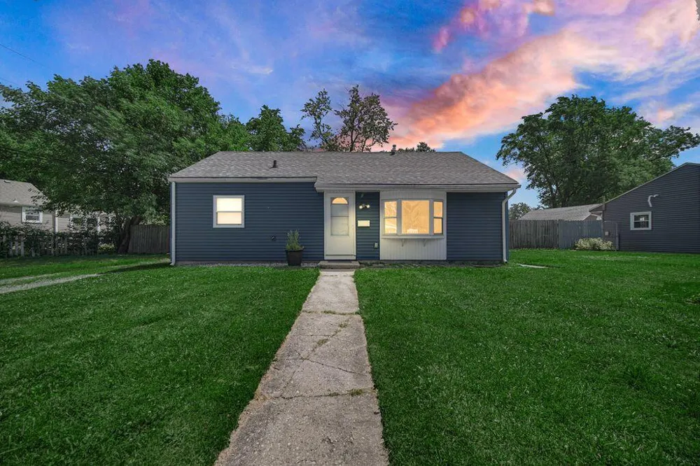 8115 Wicker Park Drive Highland, IN 46322