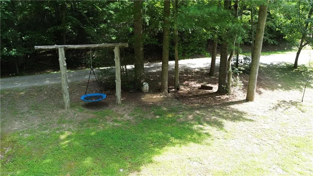 1647 Staghorn Road Purlear, NC 28665