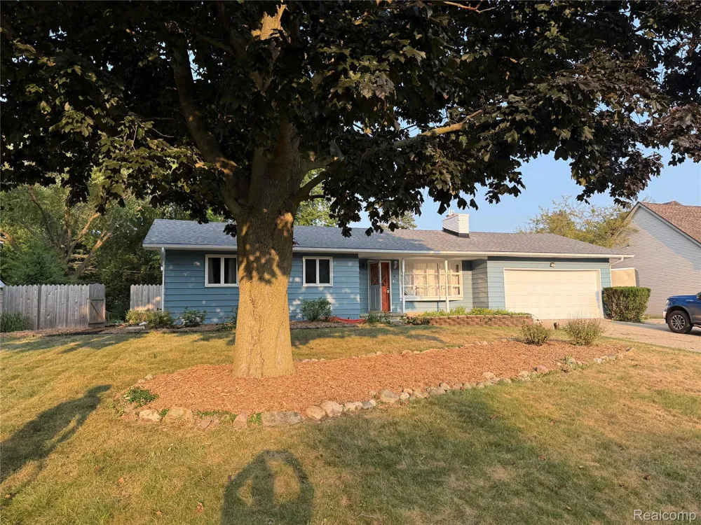 161 Edith Street Oxford Charter Township, MI 48371