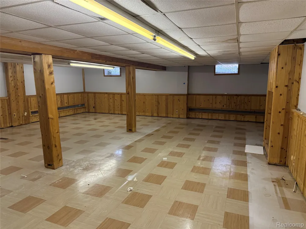 161 Edith Street Oxford Charter Township, MI 48371