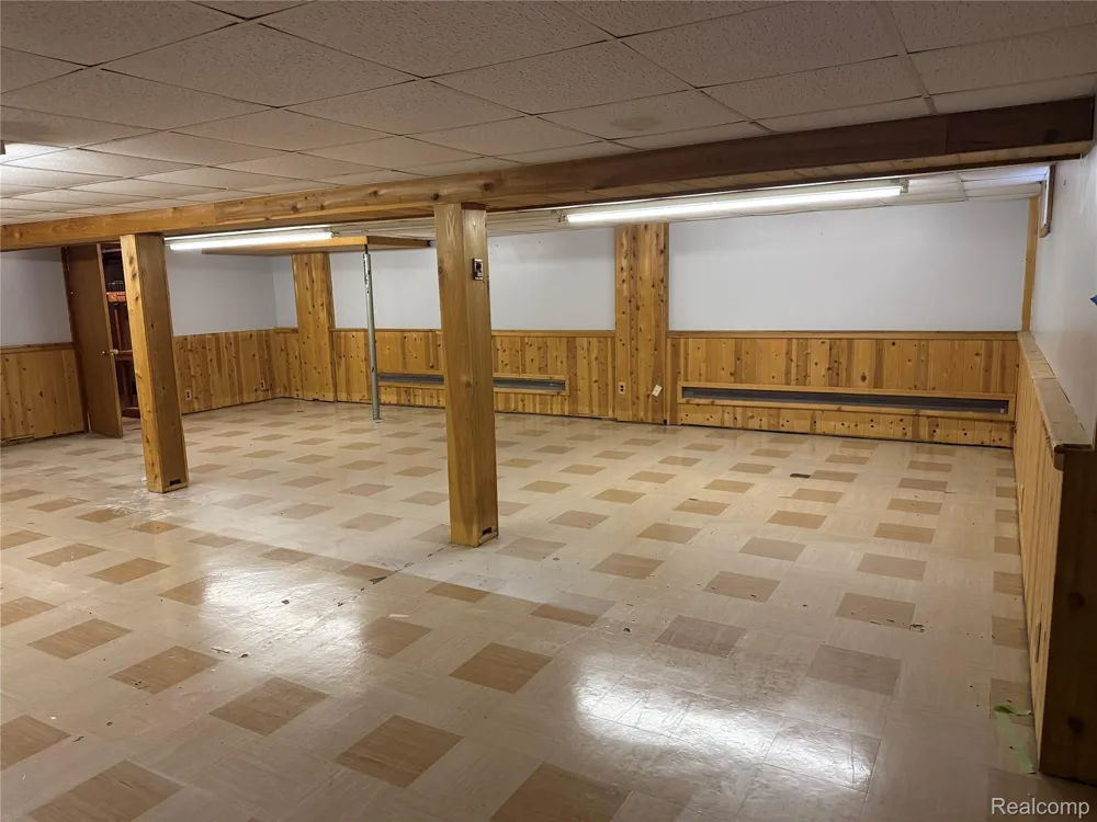 161 Edith Street Oxford Charter Township, MI 48371
