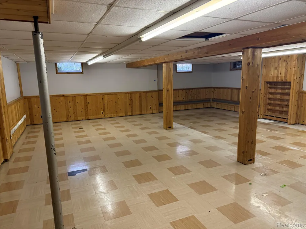 161 Edith Street Oxford Charter Township, MI 48371