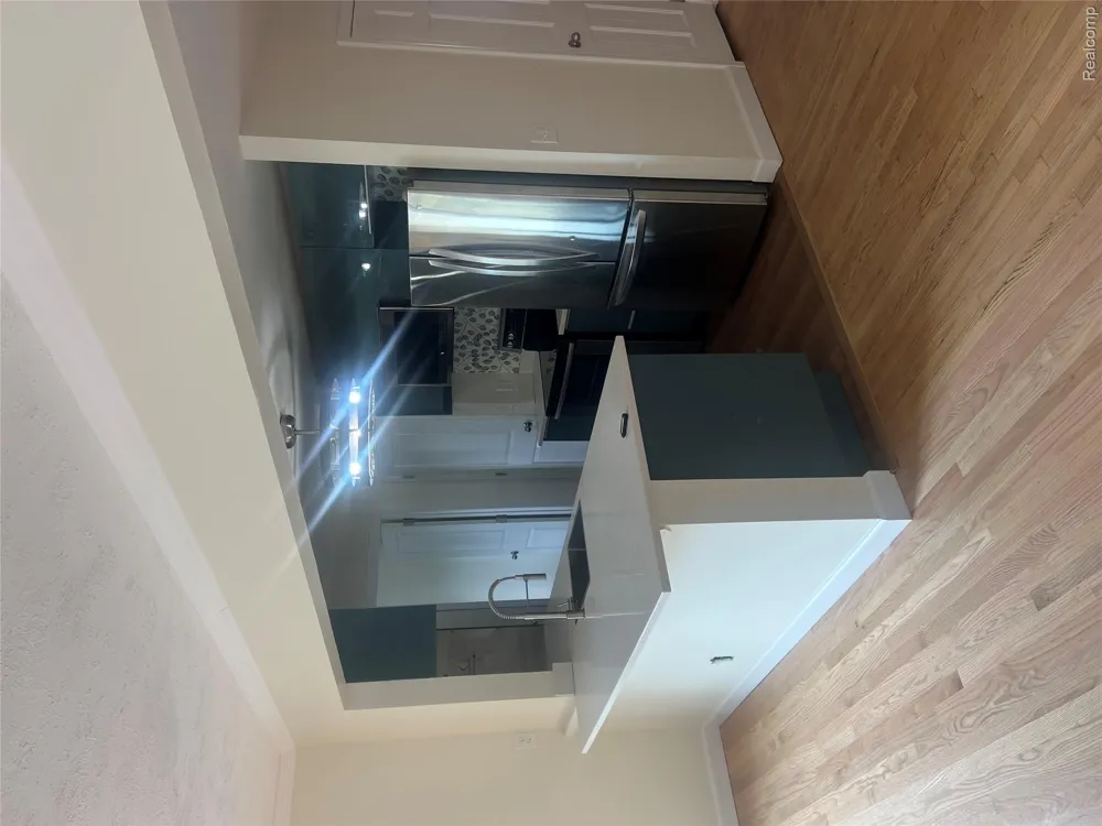 161 Edith Street Oxford Charter Township, MI 48371