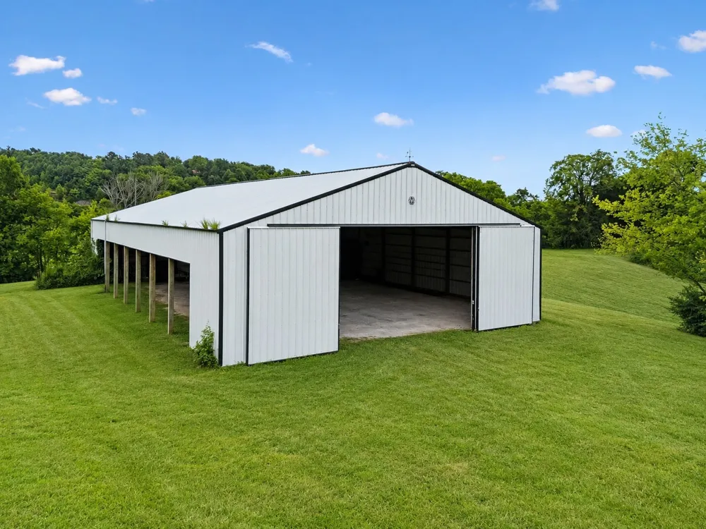 1914 Thompsons Station Rd W Thompsons Station, TN 37179