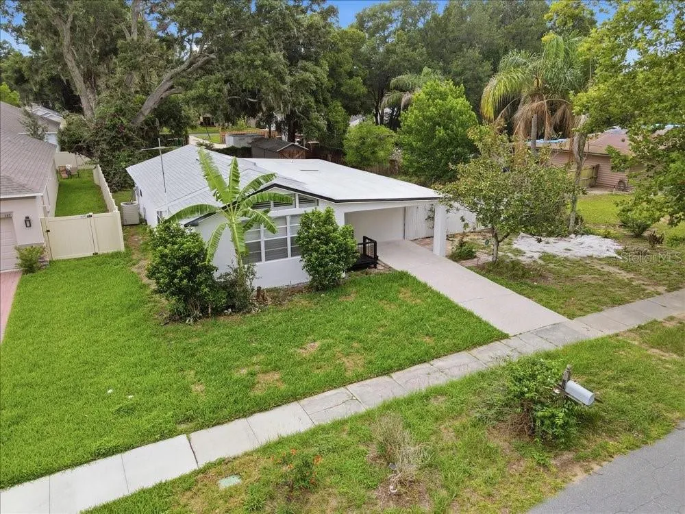 171 STANLEY BELL DRIVE Mount Dora, FL 32757