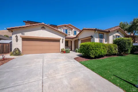 2424 Sanders Lane