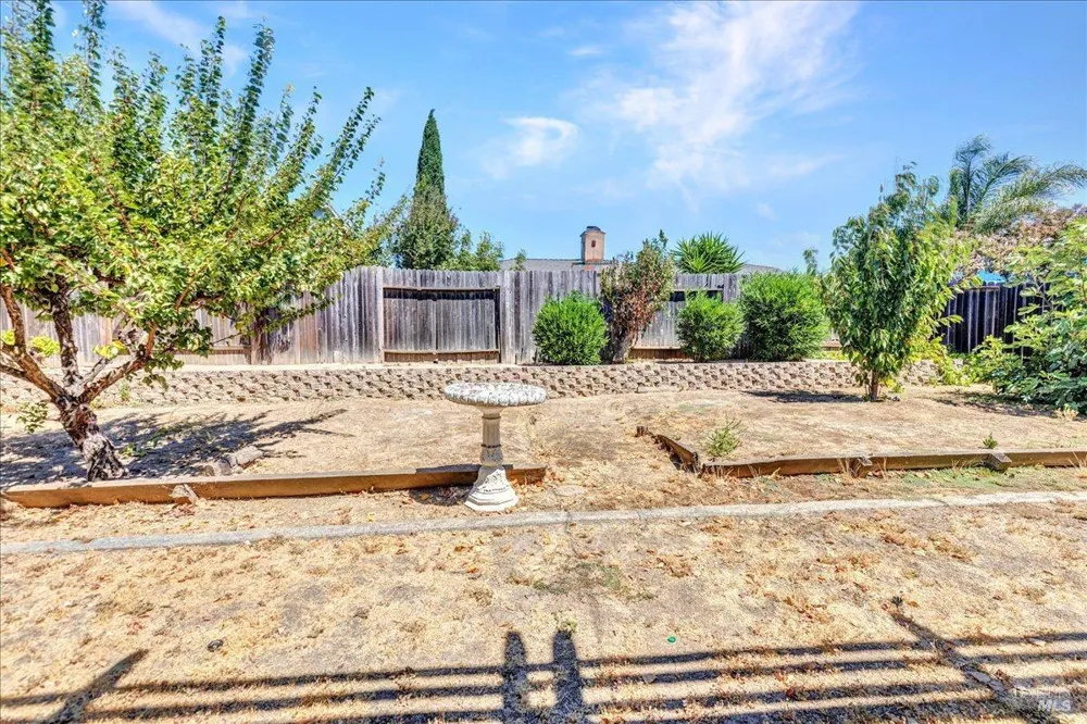 1424 Prospect Way Suisun City, CA 94585