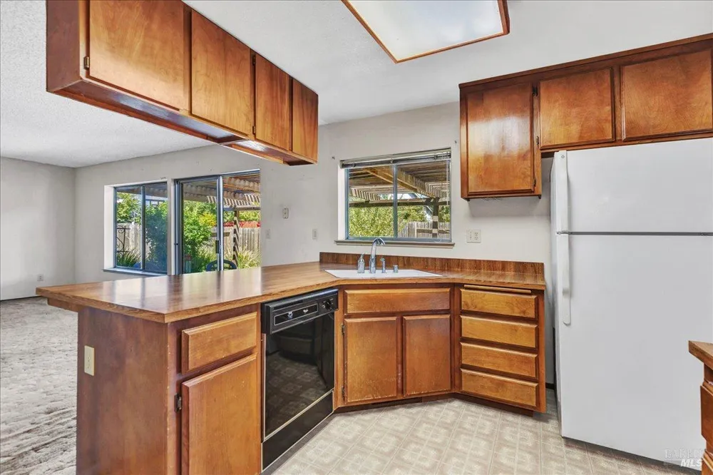 1424 Prospect Way Suisun City, CA 94585