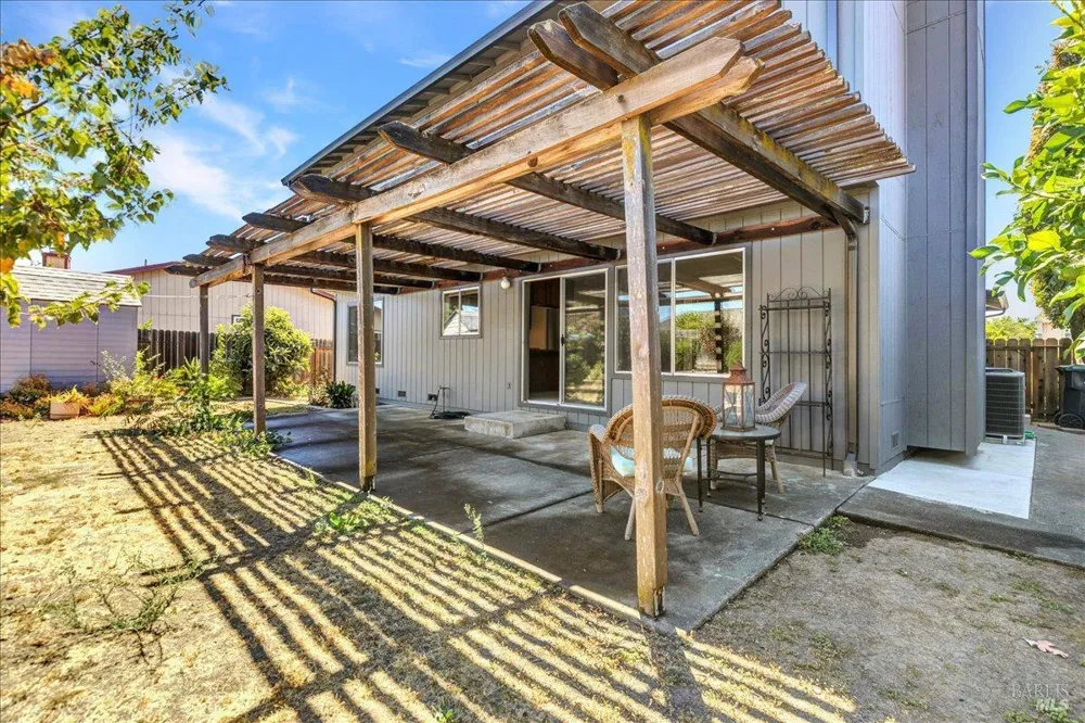 1424 Prospect Way Suisun City, CA 94585