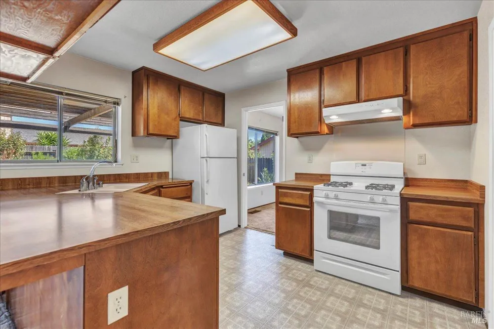 1424 Prospect Way Suisun City, CA 94585