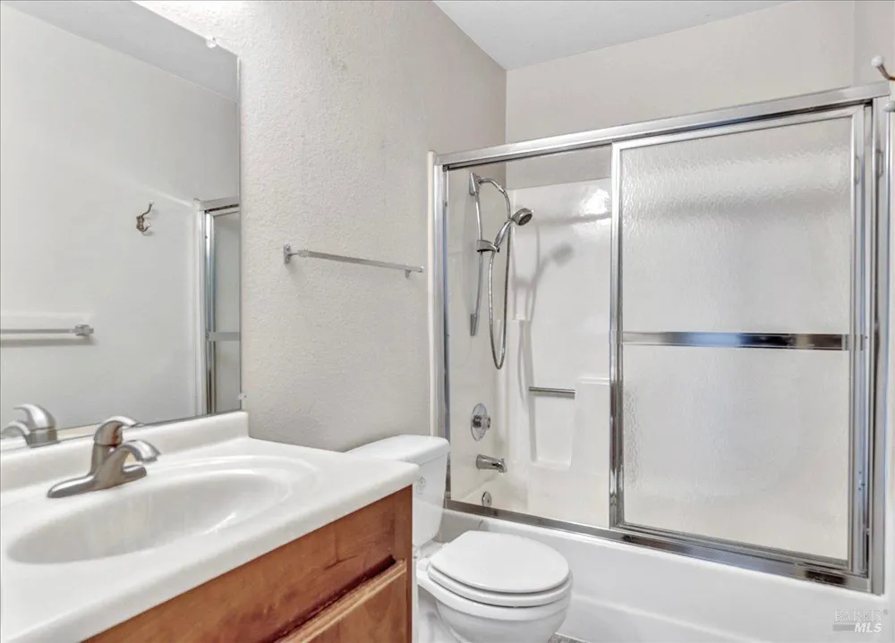 1424 Prospect Way Suisun City, CA 94585