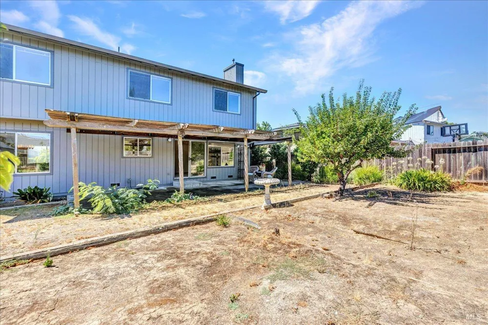 1424 Prospect Way Suisun City, CA 94585