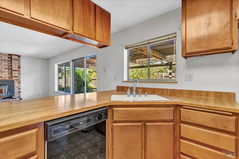 1424 Prospect Way Suisun City, CA 94585