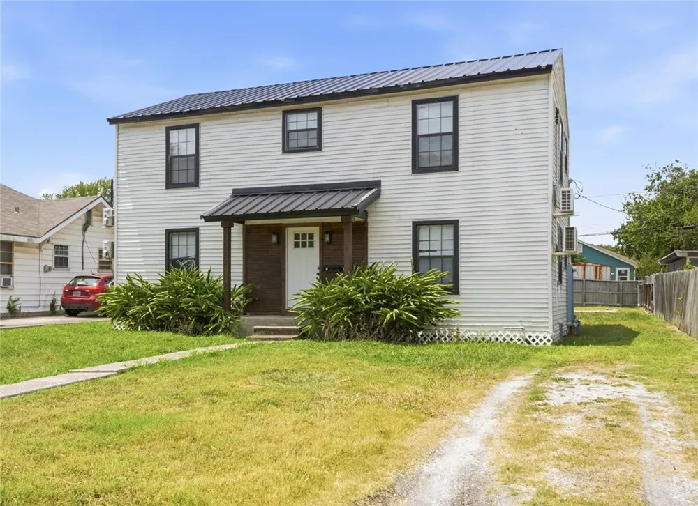 2833 Lawnview Street Corpus Christi, TX 78404