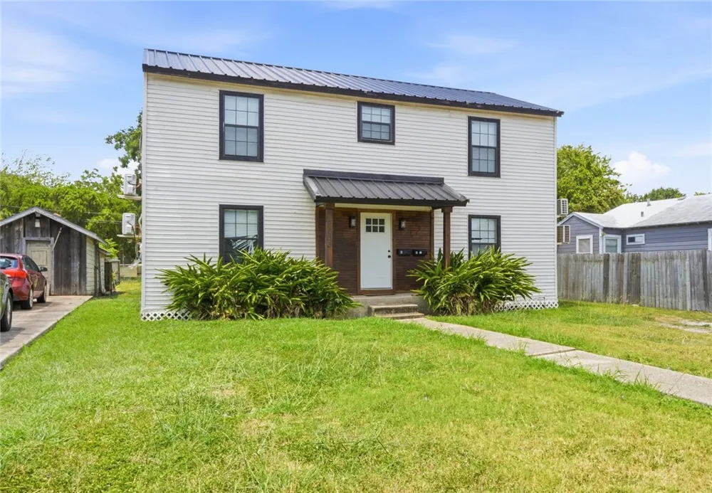 2833 Lawnview Street Corpus Christi, TX 78404