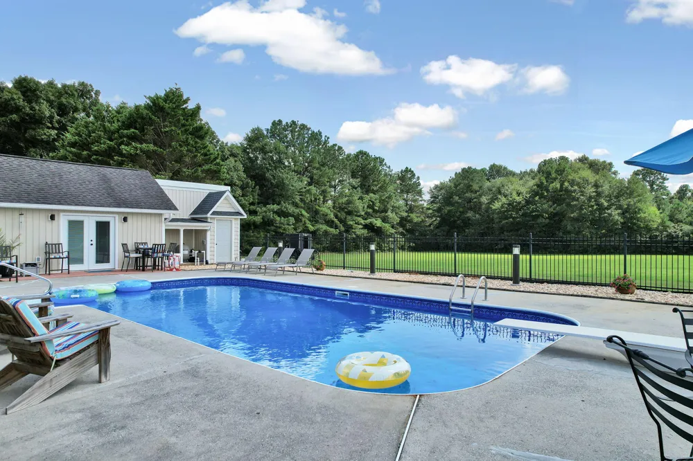150 Hunters Way Benton, TN 37307