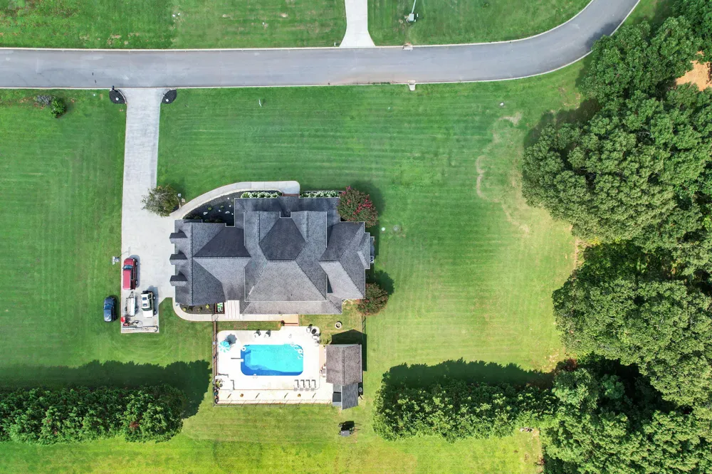 150 Hunters Way Benton, TN 37307
