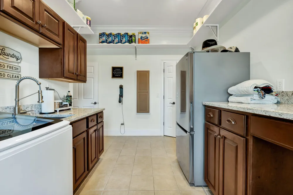 150 Hunters Way Benton, TN 37307