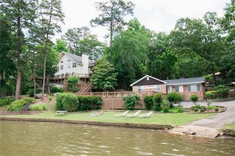 740 Rocky Point Road