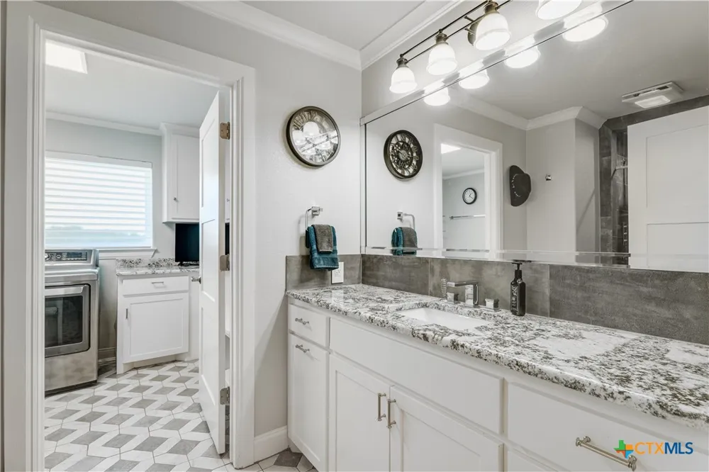 608 Bush Drive Whitney, TX 76692