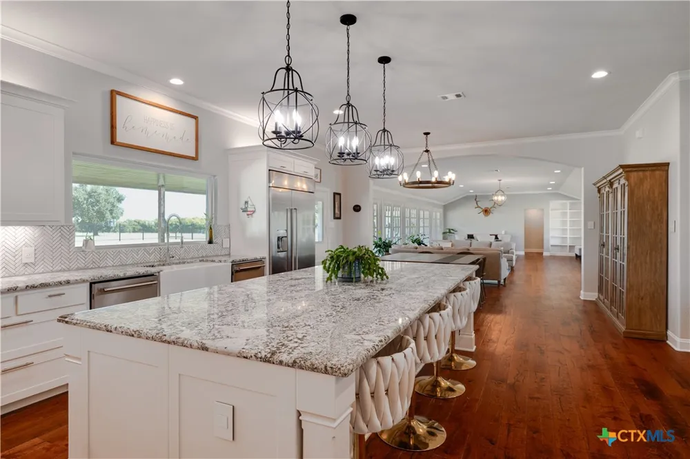608 Bush Drive Whitney, TX 76692
