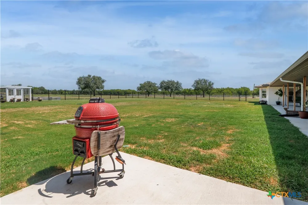 608 Bush Drive Whitney, TX 76692
