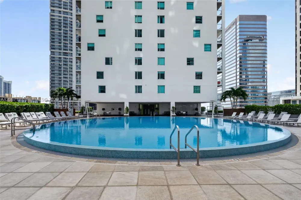 55 SE 6th St #3802 Miami, FL 33131