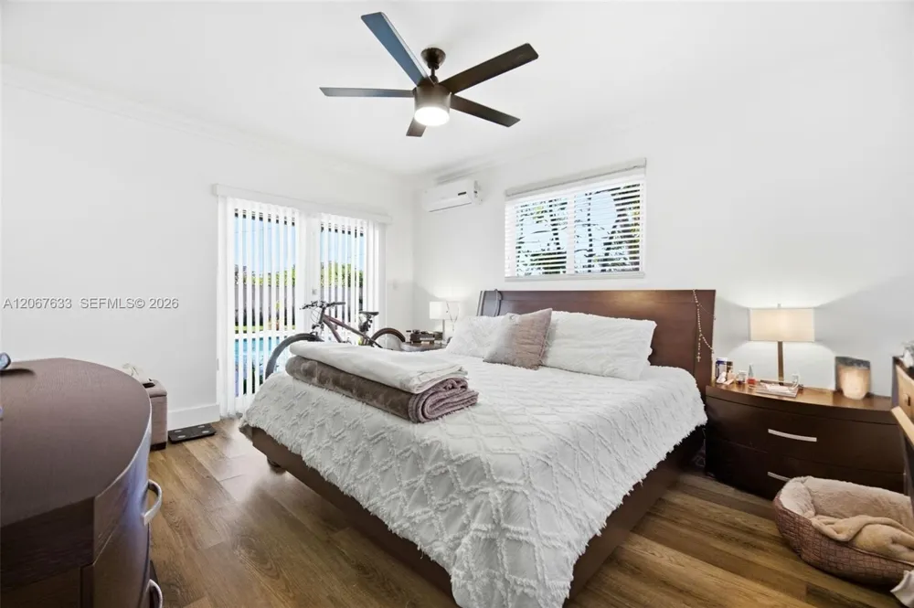 1871 NE 186th St North Miami Beach, FL 33179