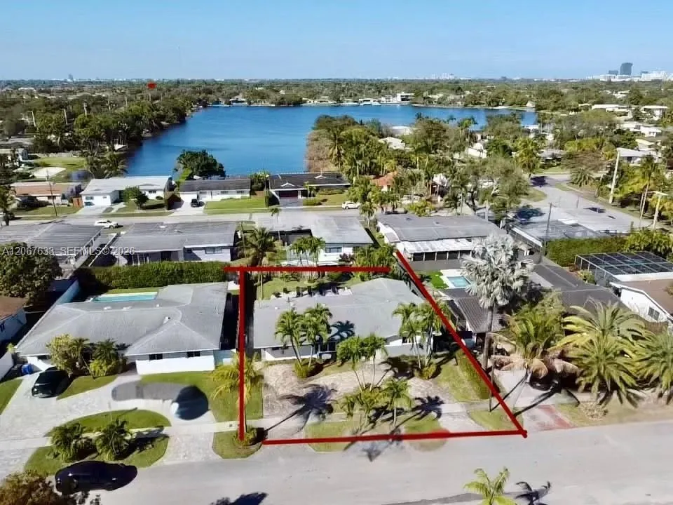 1871 NE 186th St North Miami Beach, FL 33179