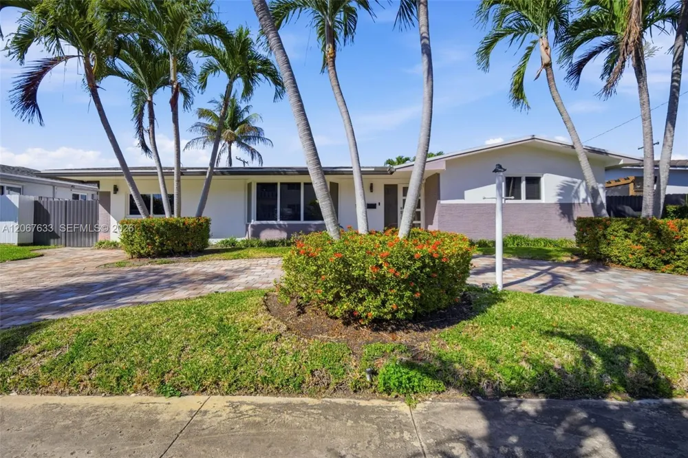 1871 NE 186th St North Miami Beach, FL 33179