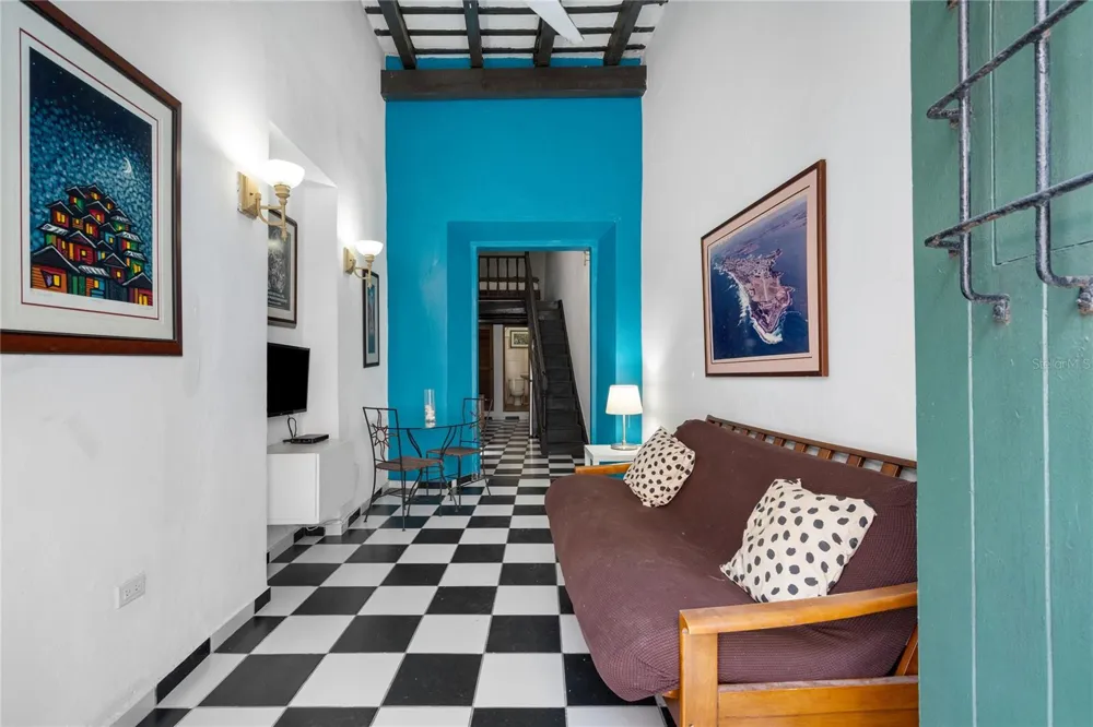 57 San Jose St. SOL ST. San Juan, PR 00901