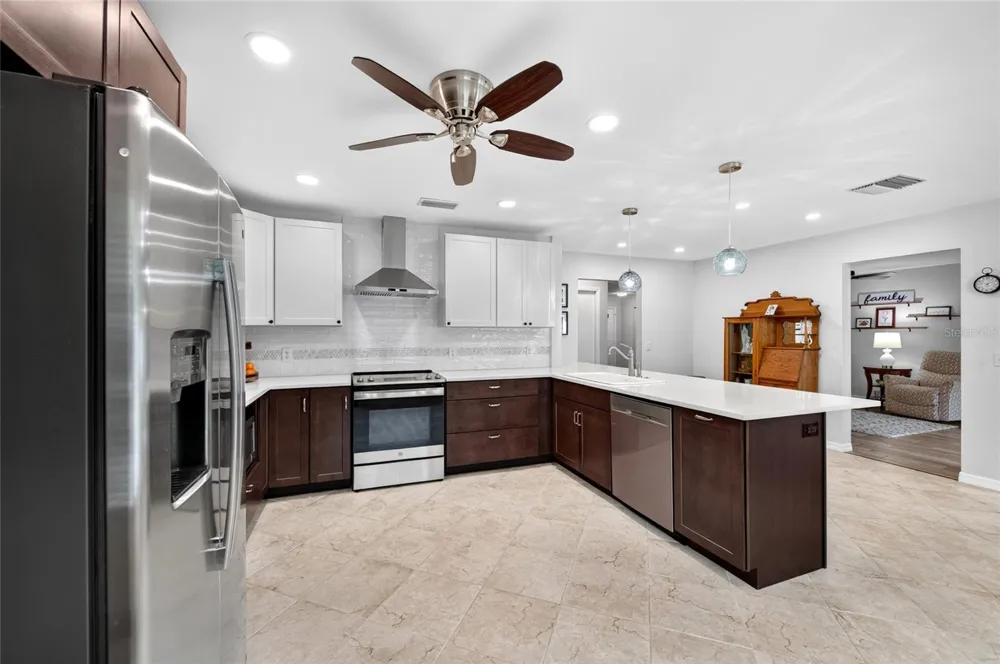 4949 BOSTONIAN LOOP New Port Richey, FL 34655