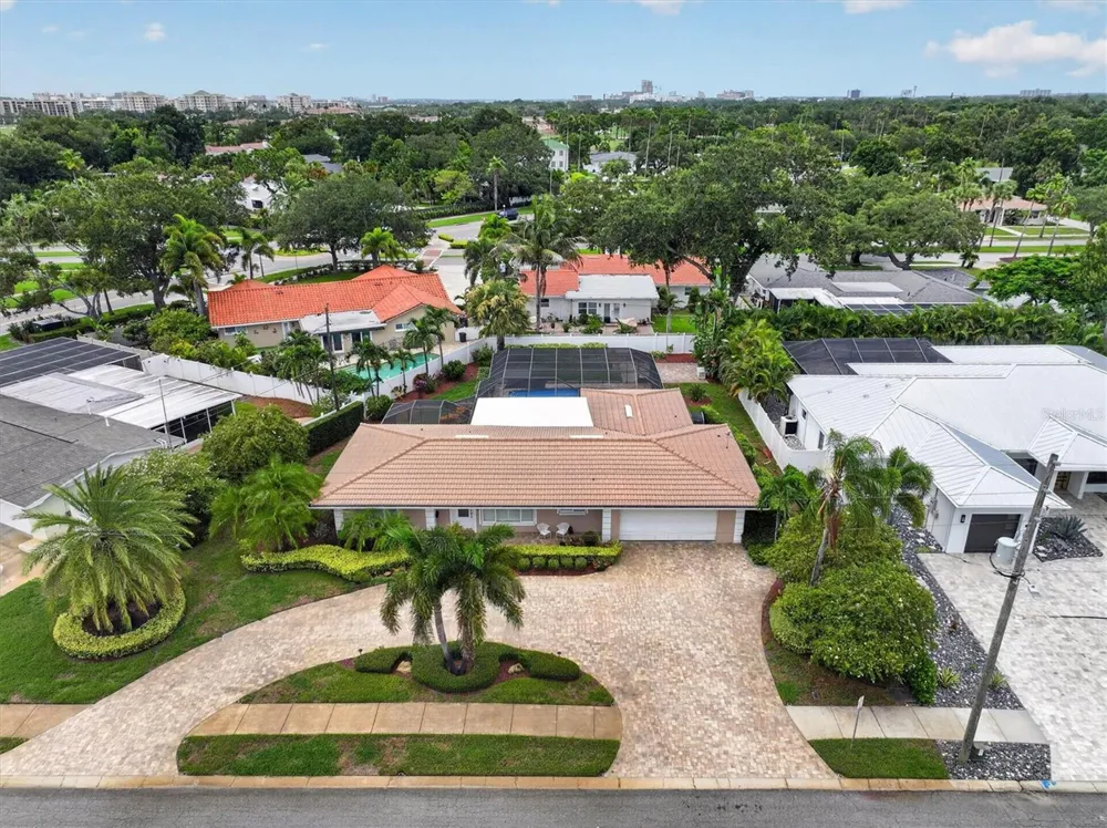 802 OSCEOLA ROAD Belleair, FL 33756