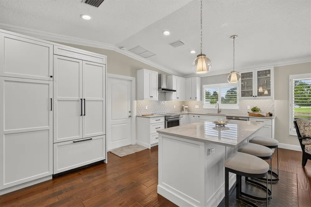 802 OSCEOLA ROAD Belleair, FL 33756