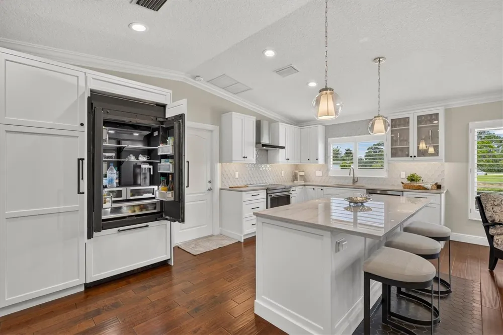 802 OSCEOLA ROAD Belleair, FL 33756