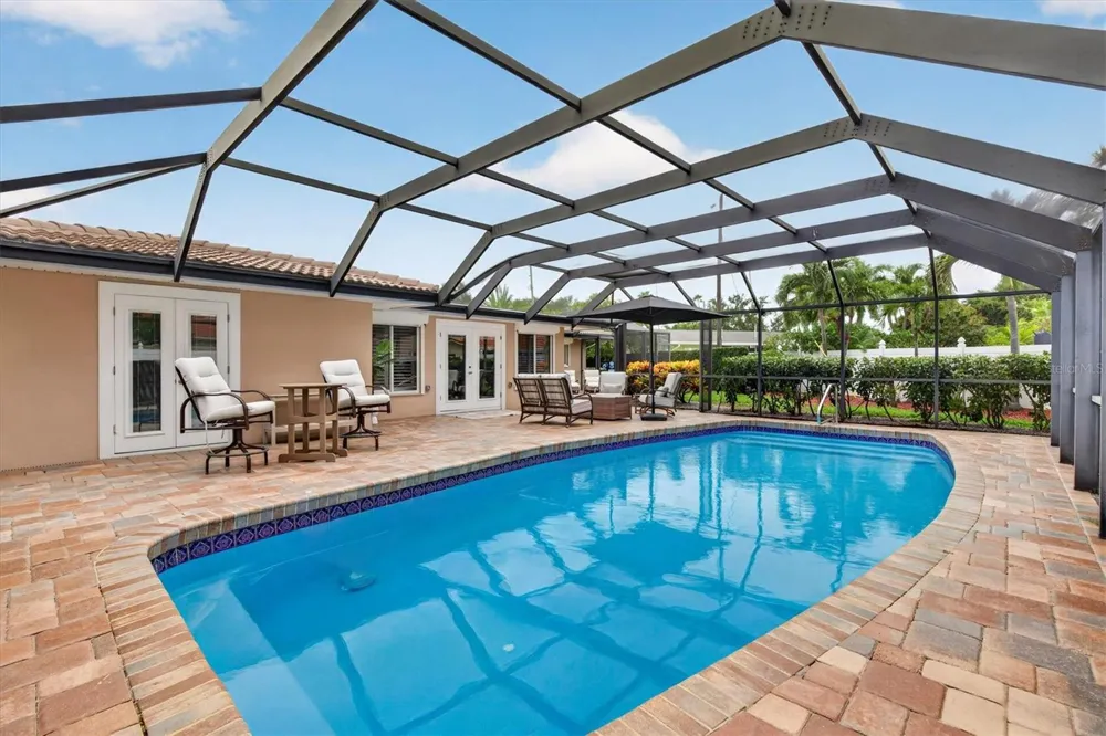 802 OSCEOLA ROAD Belleair, FL 33756