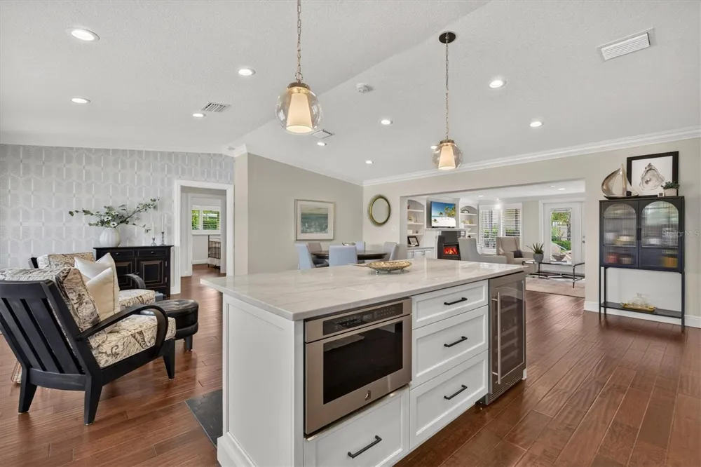 802 OSCEOLA ROAD Belleair, FL 33756