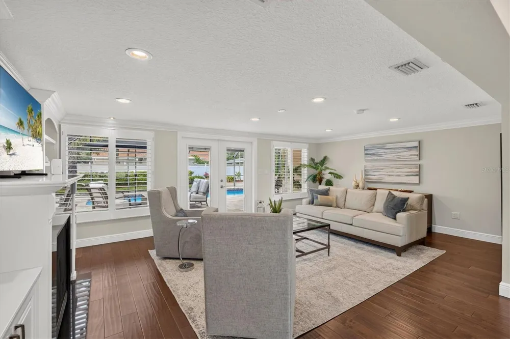 802 OSCEOLA ROAD Belleair, FL 33756