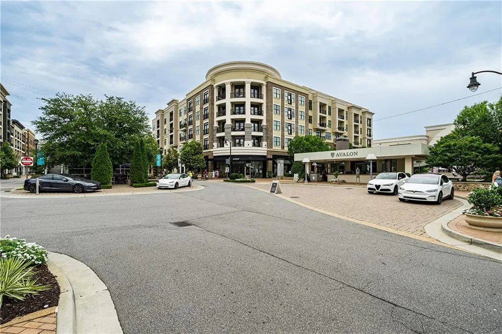 345 Meadow Drive Alpharetta, GA 30009