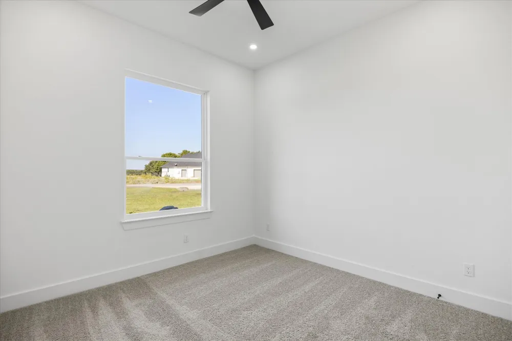 2057 Glenhollow Drive Weatherford, TX 76088