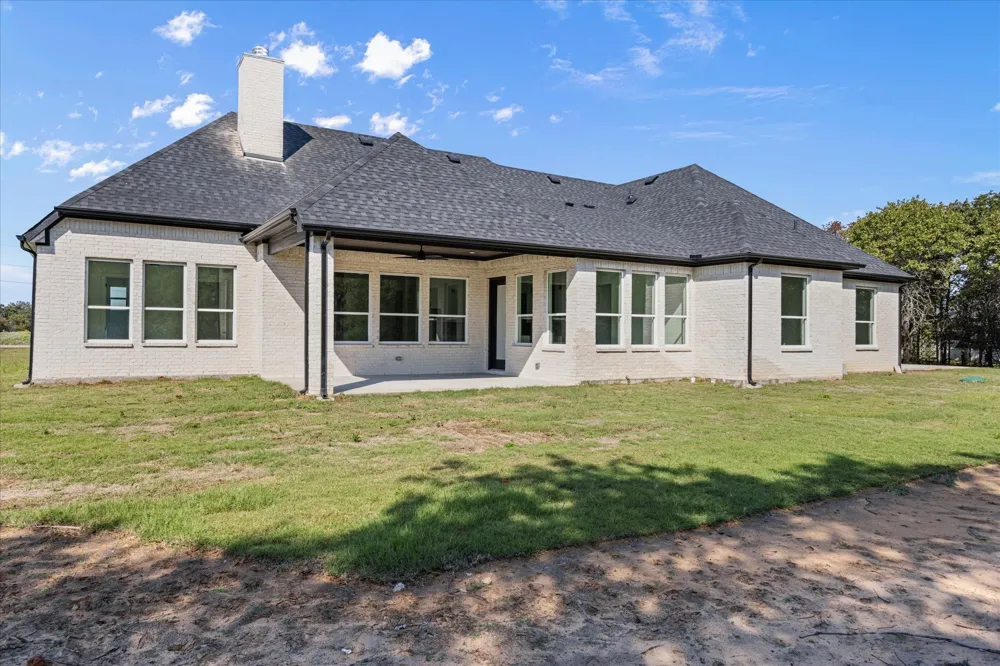 2057 Glenhollow Drive Weatherford, TX 76088