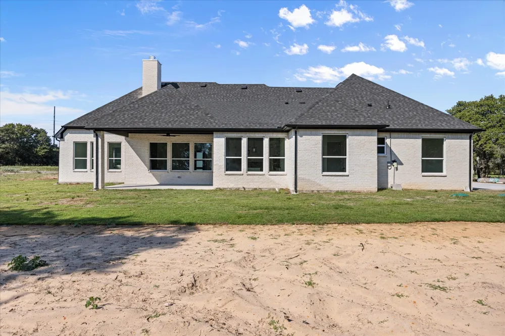 2057 Glenhollow Drive Weatherford, TX 76088