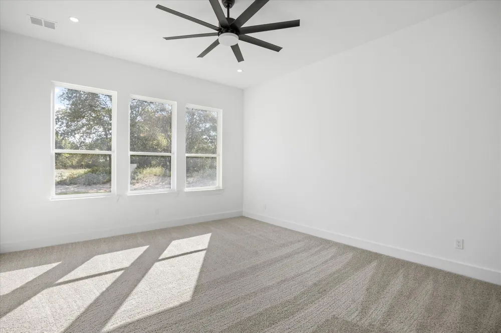 2057 Glenhollow Drive Weatherford, TX 76088