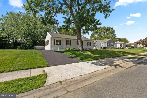 121 ROBINSON