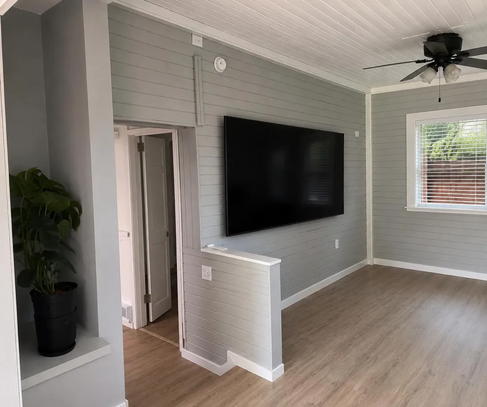 315 Kingsley Avenue St. Joseph, MI 49085