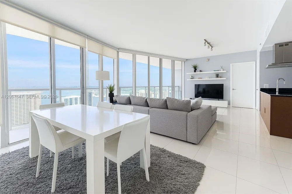 495 Brickell Ave #5104 Miami, FL 33131