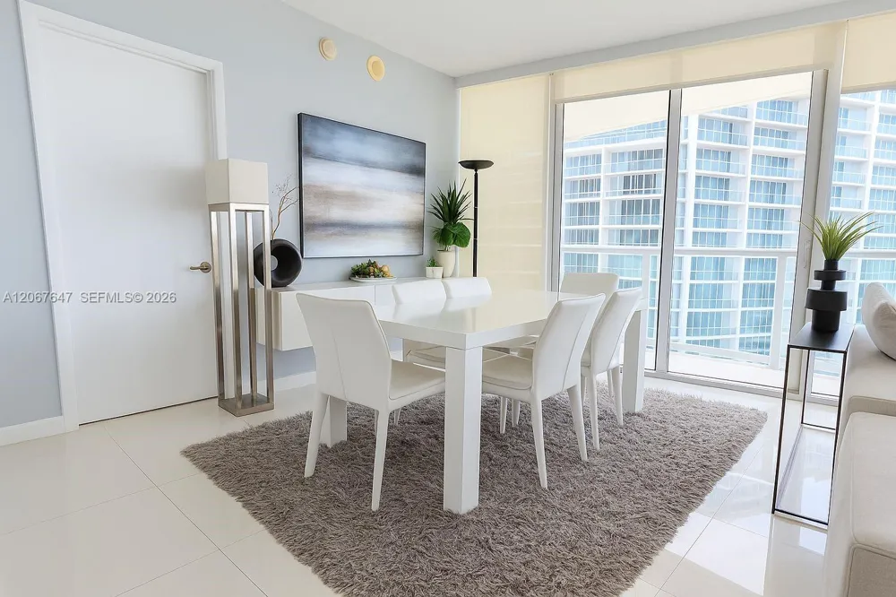 495 Brickell Ave #5104 Miami, FL 33131