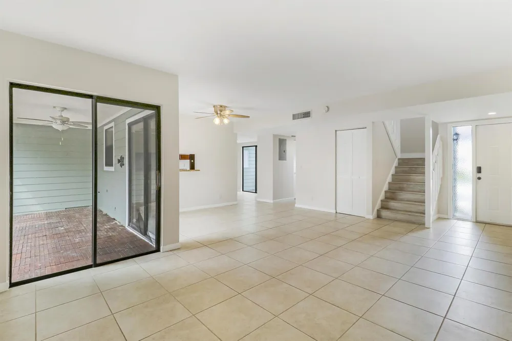 202 LAKEWOOD DRIVE #11B Jupiter, FL 33458