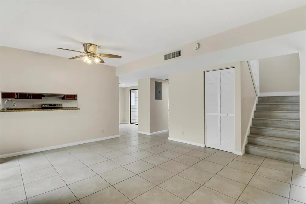 202 LAKEWOOD DRIVE #11B Jupiter, FL 33458